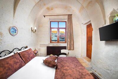 Romantic Cave Hotel - Deluxe Double Room