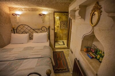 Royal Cave Hotel - Cave Room