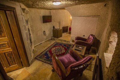 Royal Cave Hotel - Cave Suite
