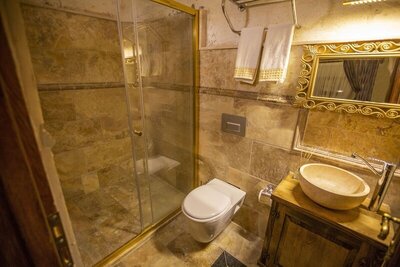 Royal Cave Hotel - Stone Room