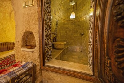 Royal Cave Hotel - King Suite with Turkish Bath