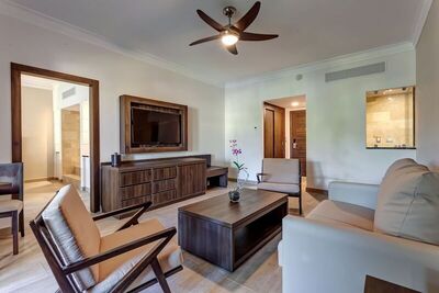 Royalton Splash Punta Cana, An Autograph Collection All-Inclusive Resort & Casino - Luxury Presidential Jacuzzi One Bedroom Suite Diamond Club
