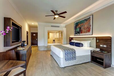 Royalton Splash Punta Cana, An Autograph Collection All-Inclusive Resort & Casino - Luxury Jacuzzi Junior Suite Diamond Club