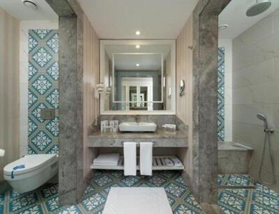 Rubi Platinum Spa Resort & Suites - Deluxe Double Room with Land View