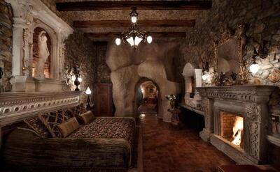 Sacred House - Signature Suite
