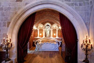 Sacred House - Sacred Suite
