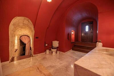 Sacred House - Superior Deluxe Room