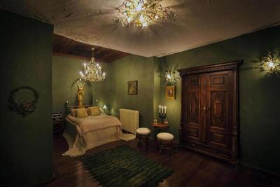 Sacred House - Superior Deluxe Room