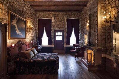 Sacred House - Signature Suite