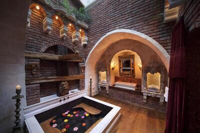 Sacred House - Sacred Suite