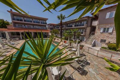 Sarantis Hotel, Касандра, Гърция