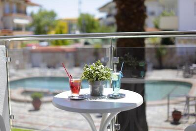 Sarantis Hotel, Касандра, Гърция