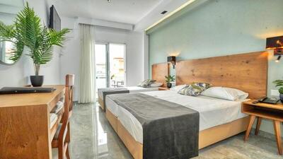 Sarantis Hotel - Triple Room