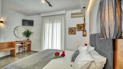 Sarantis Hotel - One Bedroom Junior Suite Pool view