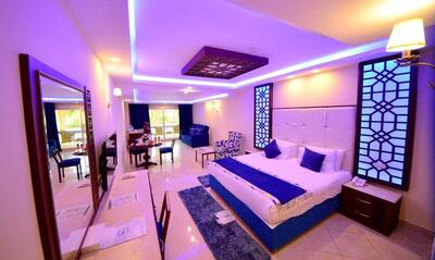 Sea Beach Aqua Park Resort - Golden Triple Room
