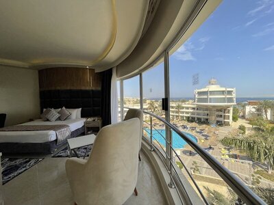 Seagull Beach Resort - Families and Couples Only - Royal Suite