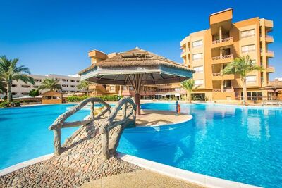 Seagull Beach Resort - Families and Couples Only, Хургада, Египет