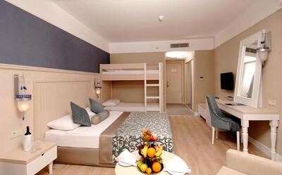 Seamelia Beach Resort Hotel & SPA - Standard Family Room with Bunk Bed