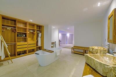 Seasense Boutique Hotel & Spa - Royal Sea Suite