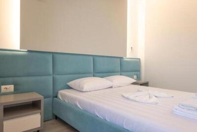 Seaside Hotel - Double Room with Balcony and Sea View