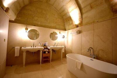 SEDİRLİ KONAK HOTEL - Deluxe Queen Room