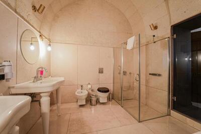 SEDİRLİ KONAK HOTEL - Deluxe Queen Room