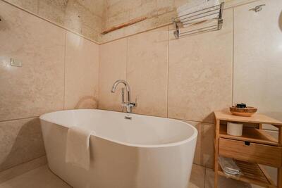 SEDİRLİ KONAK HOTEL - Deluxe Queen Room
