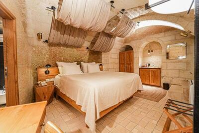 SEDİRLİ KONAK HOTEL - Deluxe Double Room With Bath