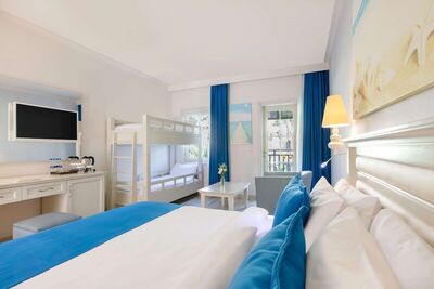 Selectum Collection Bodrum (Ex. Kairaba Bodrum Imperial) - Standard Bunkbed Room