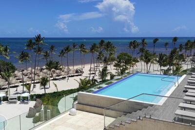 Serenade Punta Cana Beach & Spa Resort - Premium Suite Outoor Jacuzzi