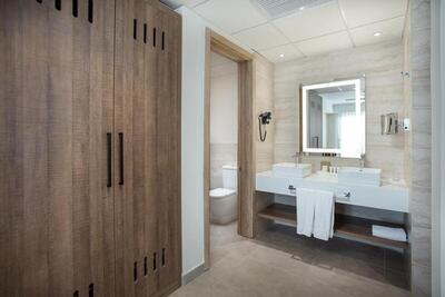 Serenade Punta Cana Beach & Spa Resort - Luxury Master Suite