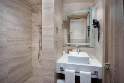 Serenade Punta Cana Beach & Spa Resort - Luxury Master Suite