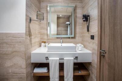 Serenade Punta Cana Beach & Spa Resort - Luxury Master Suite