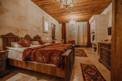Serenus Cave Suites - Vadi Room - Mountain View