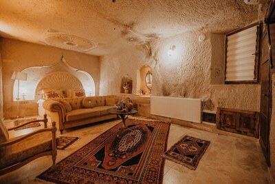 Serenus Cave Suites - Kaya Balayi Room