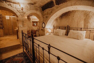 Serenus Cave Suites - Kemer Kaya Room