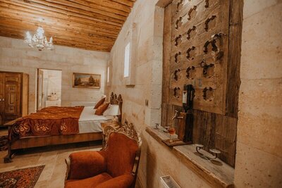 Serenus Cave Suites - Vadi Room - Mountain View