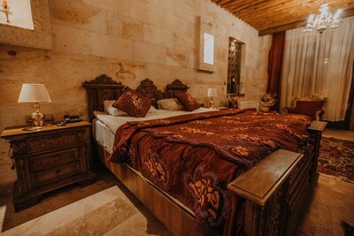 Serenus Cave Suites - Vadi Room - Mountain View