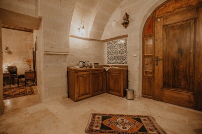 Serenus Cave Suites - Turk Odasi - Mountain View