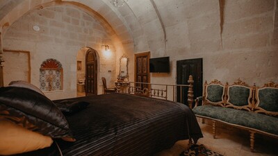 Serenus Cave Suites - Konak Room - Mountain View