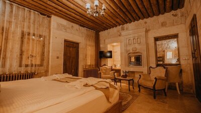 Serenus Cave Suites - Hezen Room - Valley View
