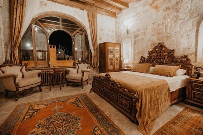 Serenus Cave Suites - Antik Room - Mountain View