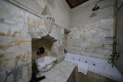 Serenus Cave Suites - Turk Odasi - Mountain View