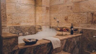 Serenus Cave Suites - Tepesi Tasli Room - Mountain View