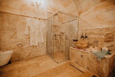 Serenus Cave Suites - Vadi Room - Mountain View
