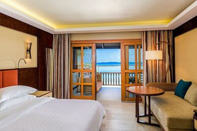 Sheraton Maldives Full Moon Resort & Spa - Deluxe Room, 1 King Bed, Beach View