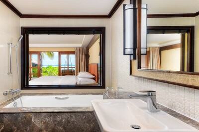 Sheraton Maldives Full Moon Resort & Spa - Cottage, 1 King Bed, Smoking (Island, View)