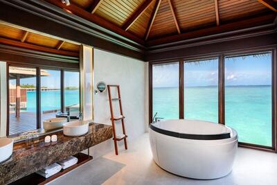 Sheraton Maldives Full Moon Resort & Spa - Deluxe Room, 2 Double Beds (Island, View)