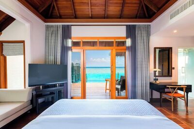 Sheraton Maldives Full Moon Resort & Spa, , Малдиви