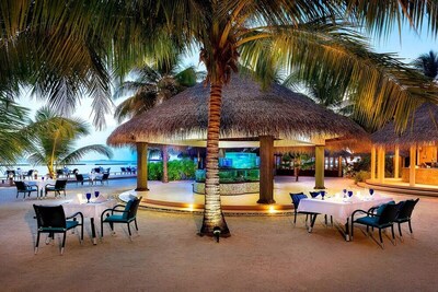 Sheraton Maldives Full Moon Resort & Spa, , Малдиви